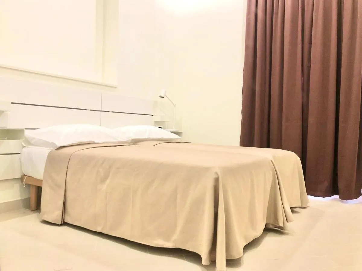 Domustyche Guest House Rome Italy