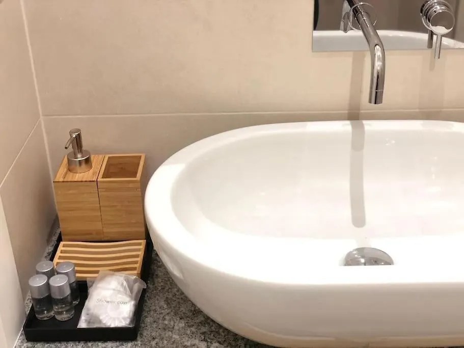 Domustyche Guest House Rome Italy